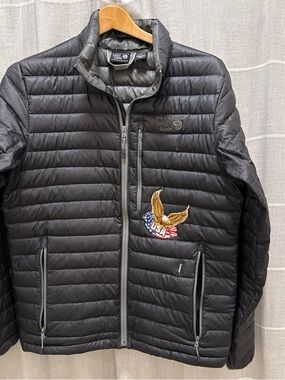Mountain Hardwear Men’s Black Quilted Puffer Jacket with Eagle Patch